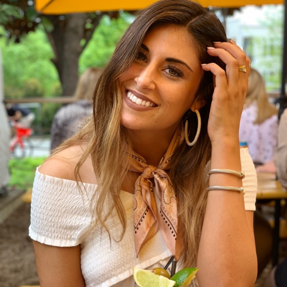 Meet the Kat behind the Kloset! - Picture 2 of 6